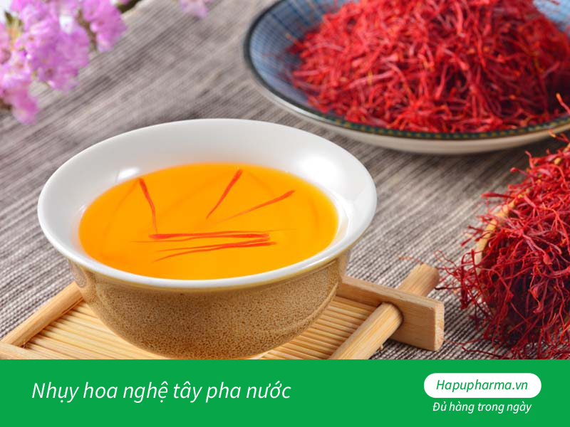 Nhụy hoa nghệ tây pha nước