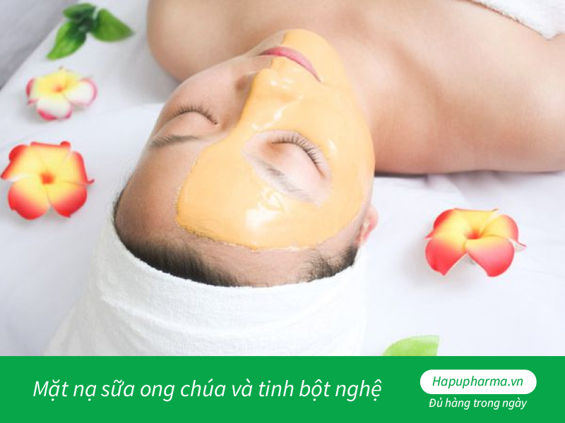 Mặt nạ sữa ong chúa và tinh bột nghệ